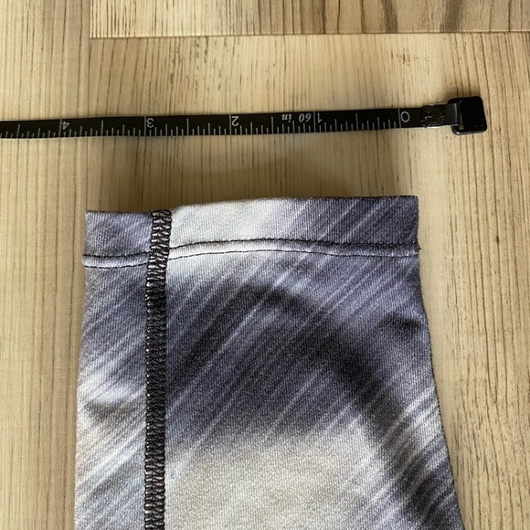 Athleta High Rise Alpine Chaturanga Tight Small - Picture 8 of 9